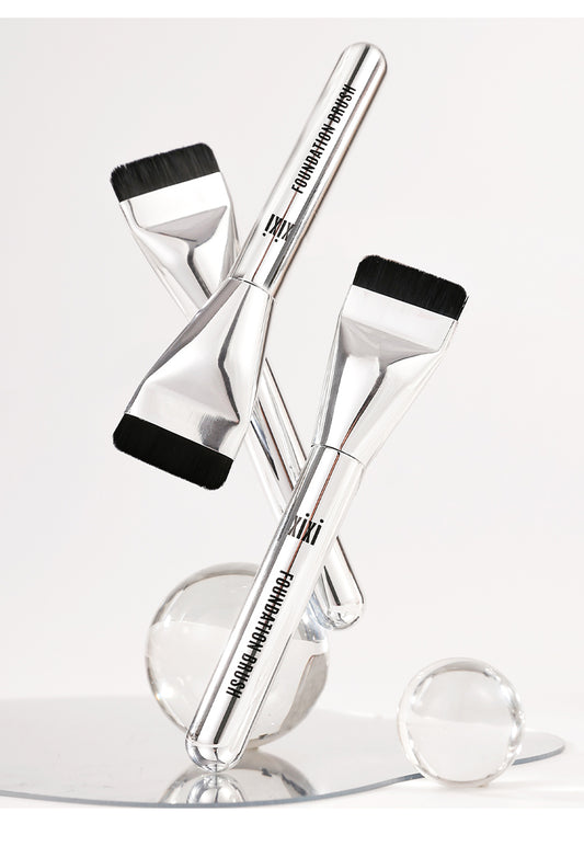 Flat-head foundation brush